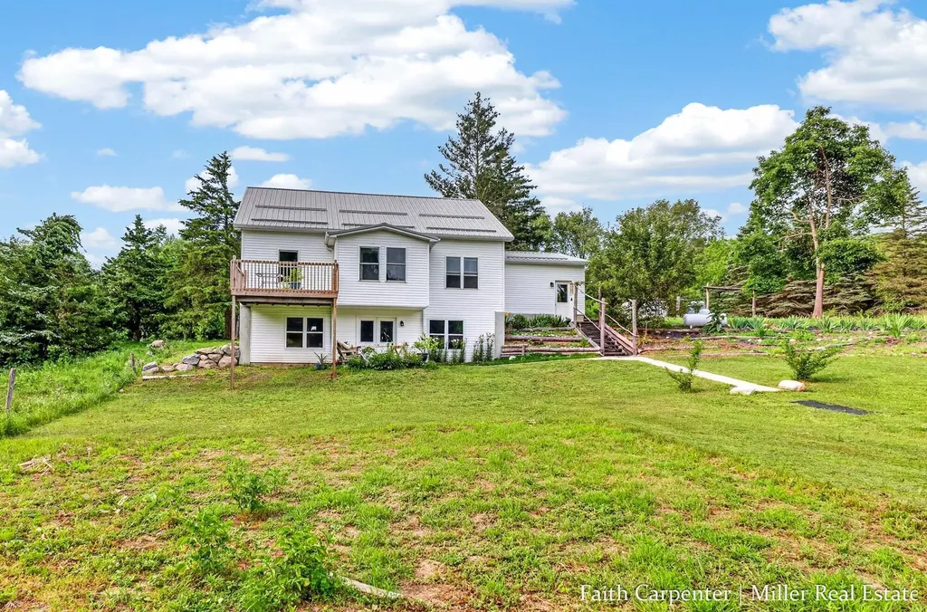 3062 W Cloverdale Road Hope Township MI 49046