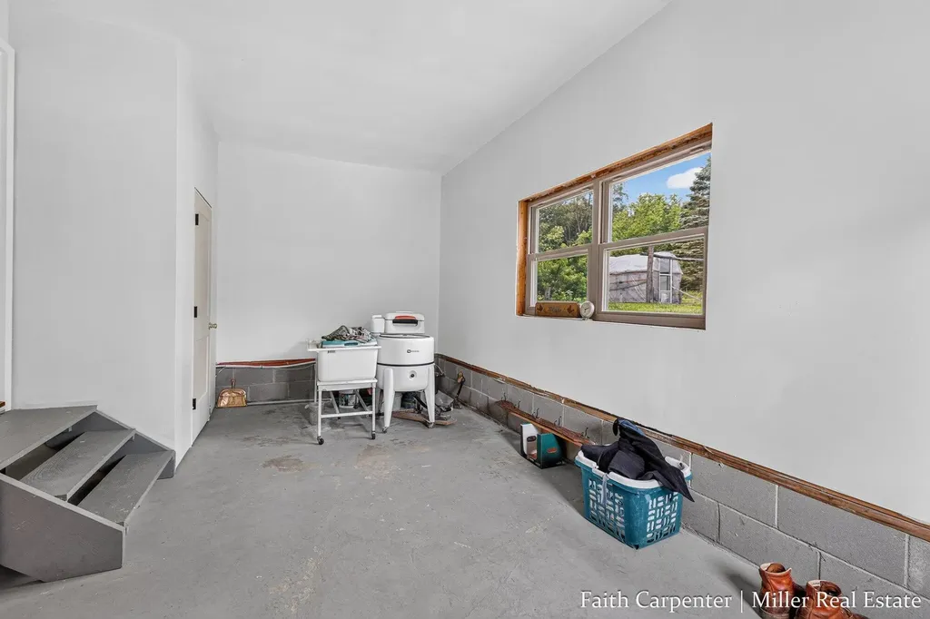 3062 W Cloverdale Road Hope Township MI 49046