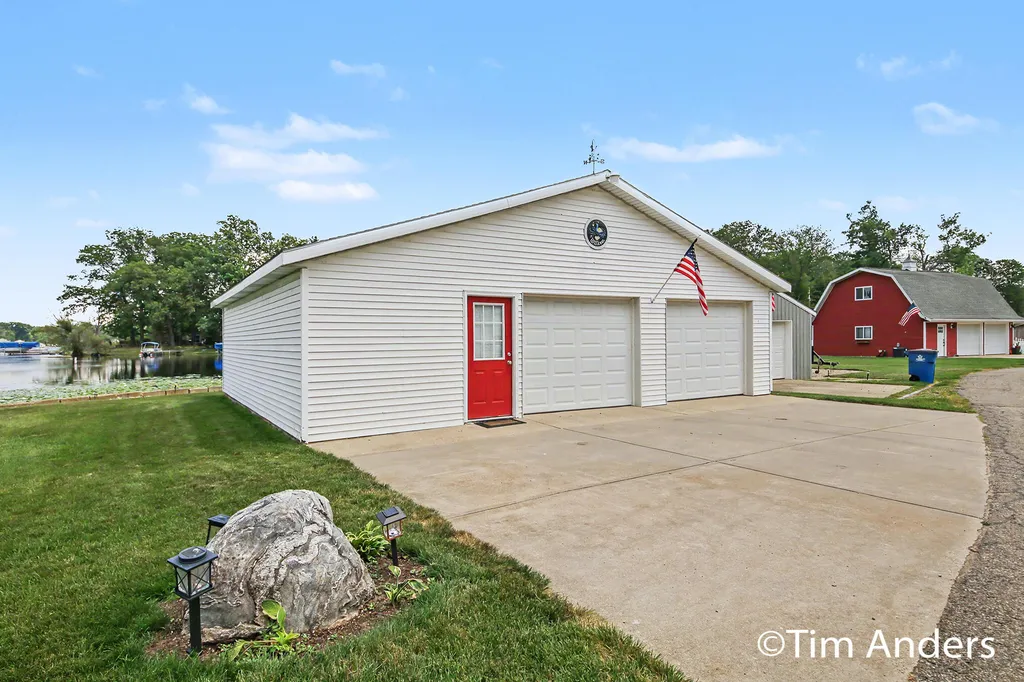 10992 Boniface Point Drive Prairieville Township MI 49080