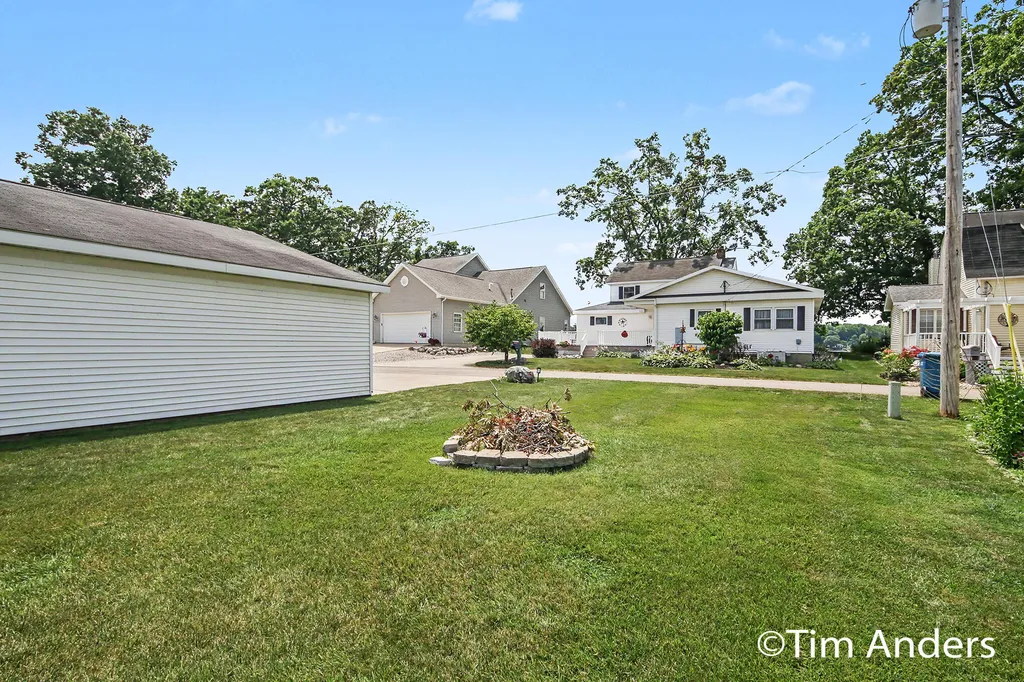 10992 Boniface Point Drive Prairieville Township MI 49080