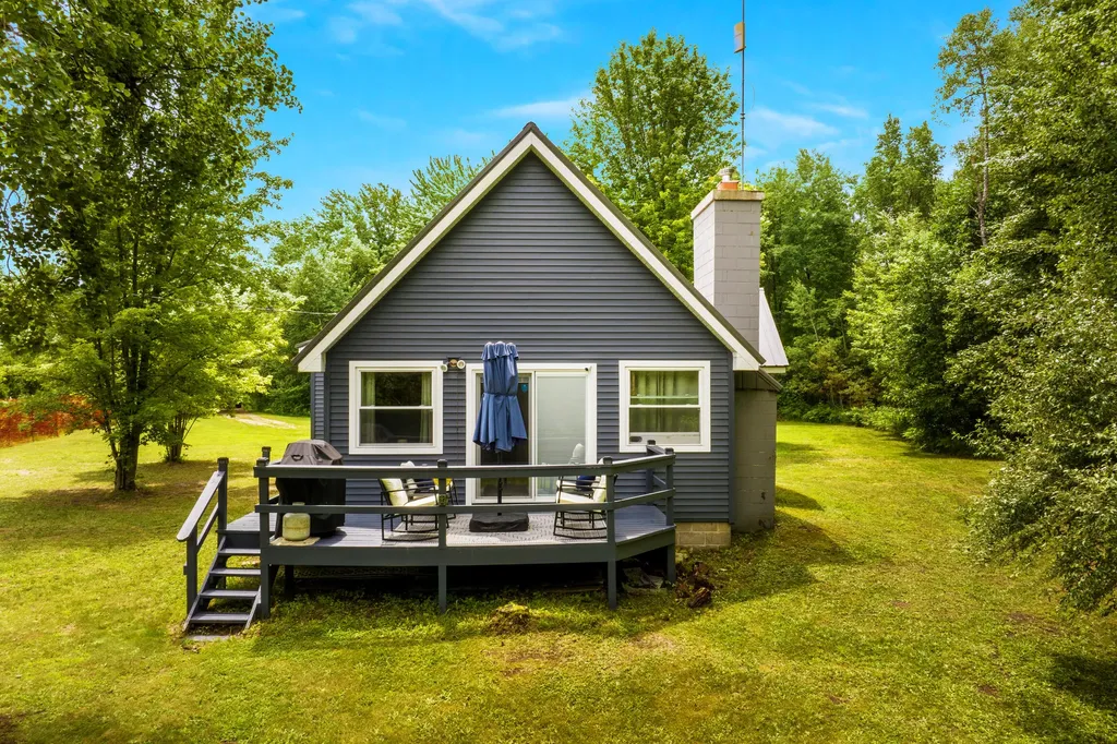 16088 Bentley Road Colfax Township MI 49683