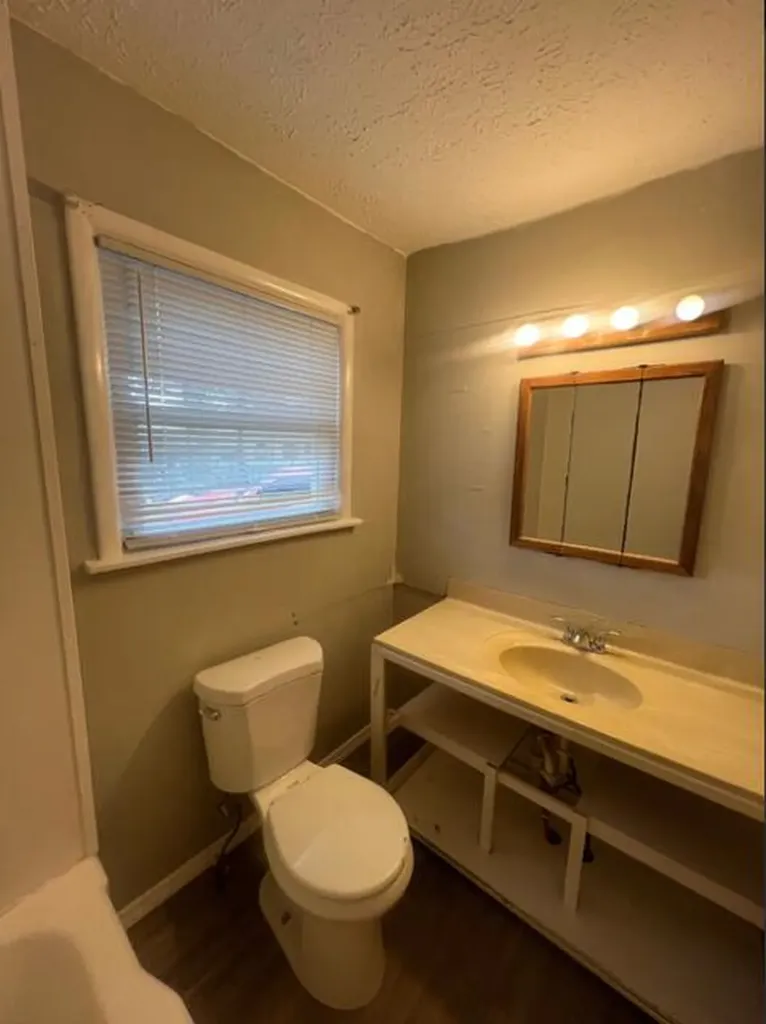 1006 S Pennsylvania Avenue Lansing City MI 48912