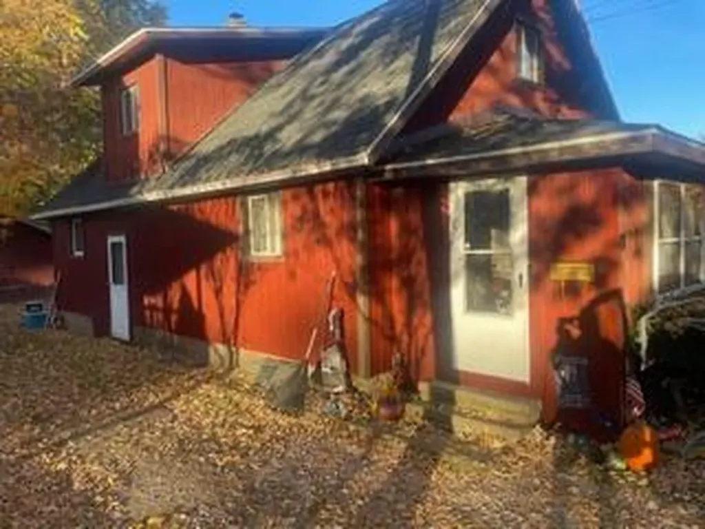 204 W Berry Avenue Lansing City MI 48910