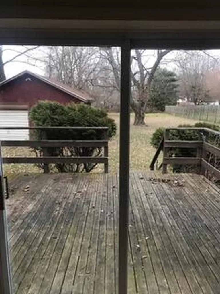 204 W Berry Avenue Lansing City MI 48910
