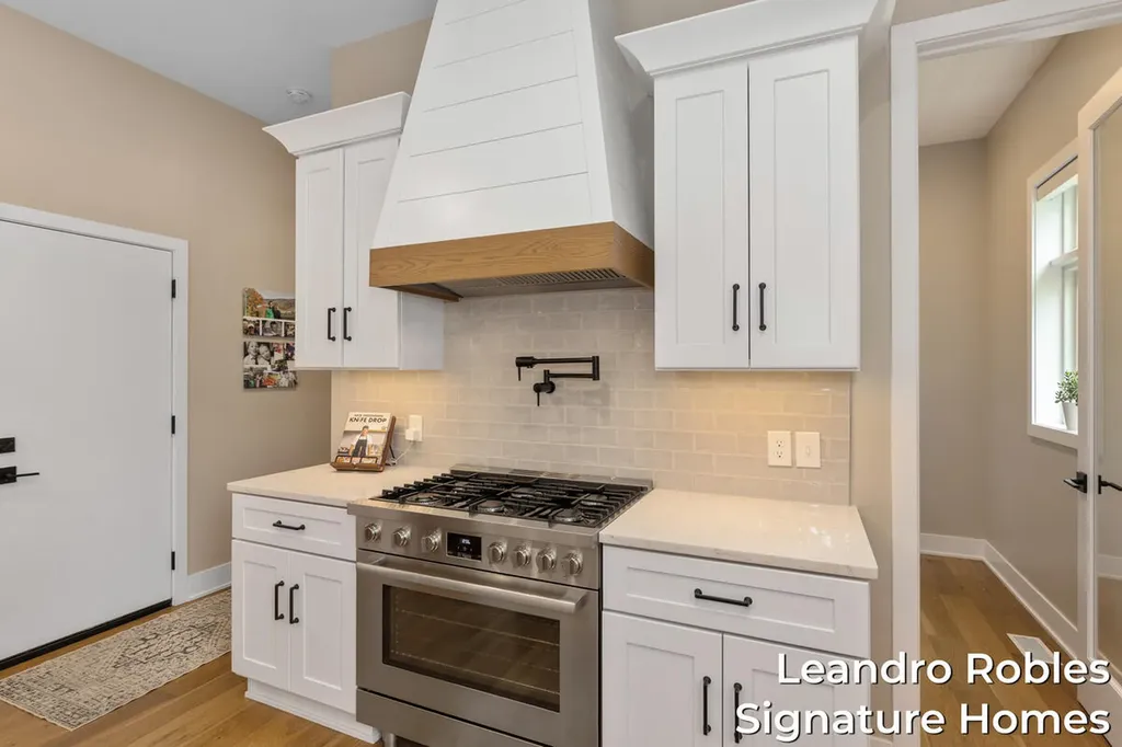 6 Fox Point Court NE Grand Rapids Charter Township MI 49301