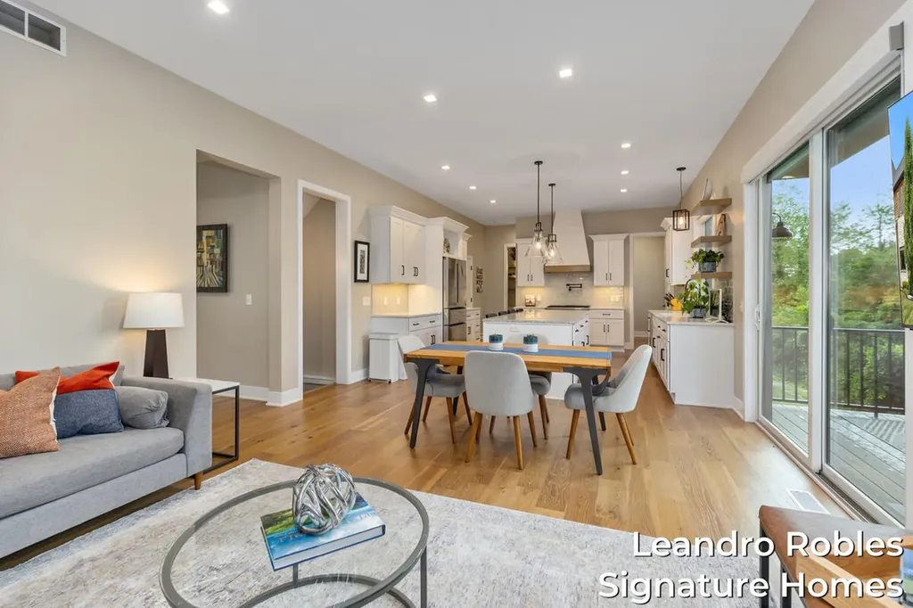 6 Fox Point Court NE Grand Rapids Charter Township MI 49301