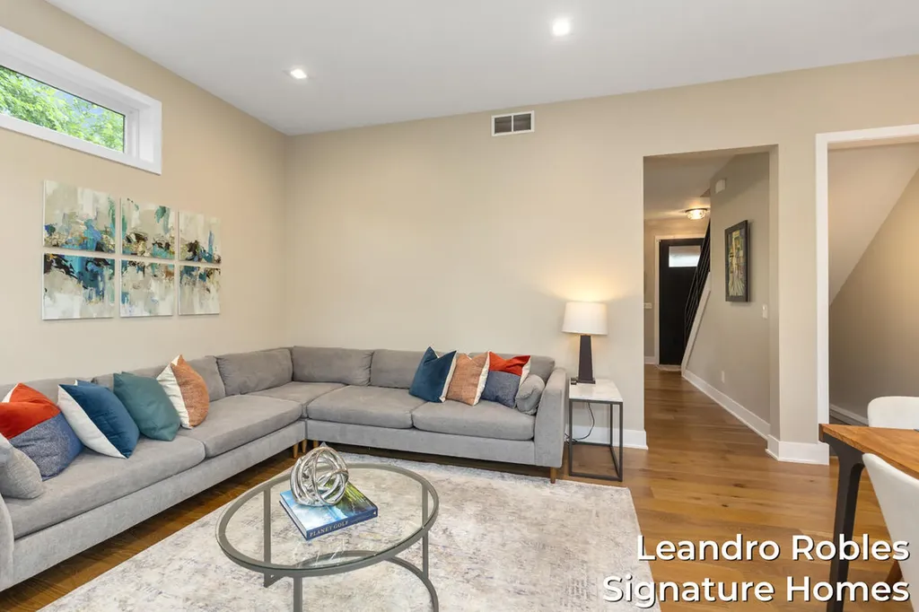 6 Fox Point Court NE Grand Rapids Charter Township MI 49301