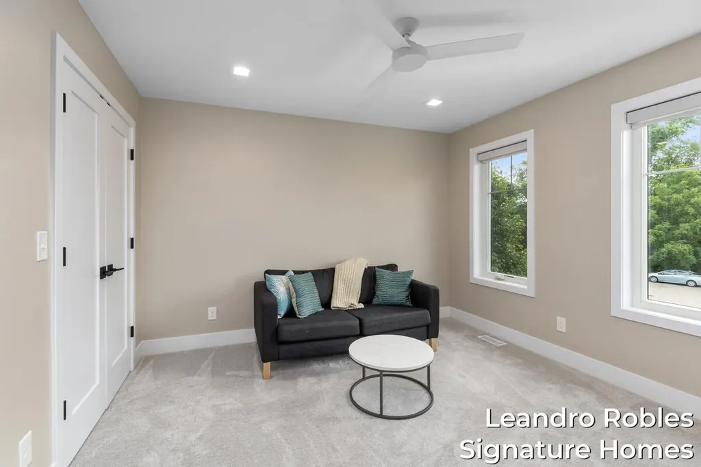 6 Fox Point Court NE Grand Rapids Charter Township MI 49301