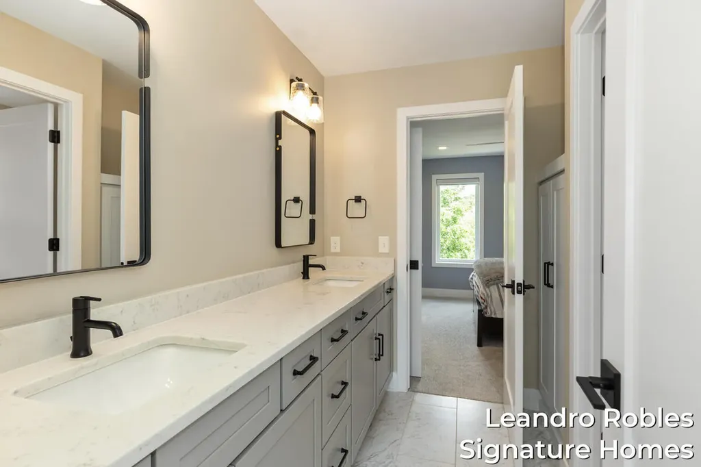 6 Fox Point Court NE Grand Rapids Charter Township MI 49301