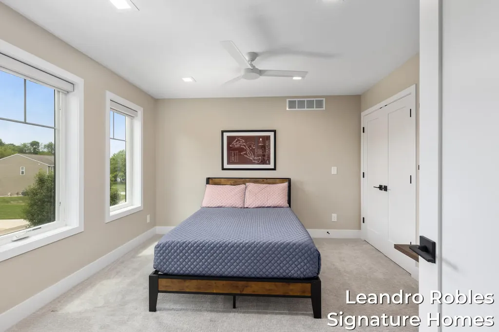 6 Fox Point Court NE Grand Rapids Charter Township MI 49301
