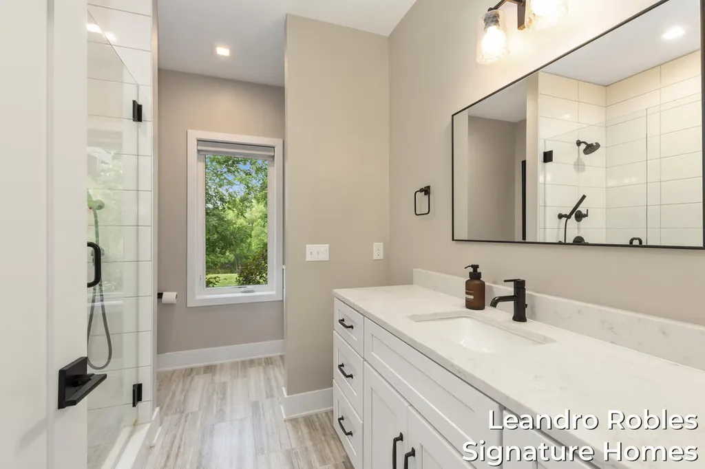 6 Fox Point Court NE Grand Rapids Charter Township MI 49301