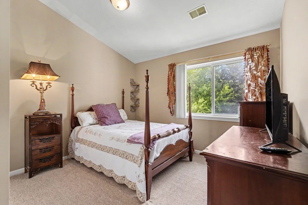 8416 N Jasonville Court SE Caledonia Township MI 49316