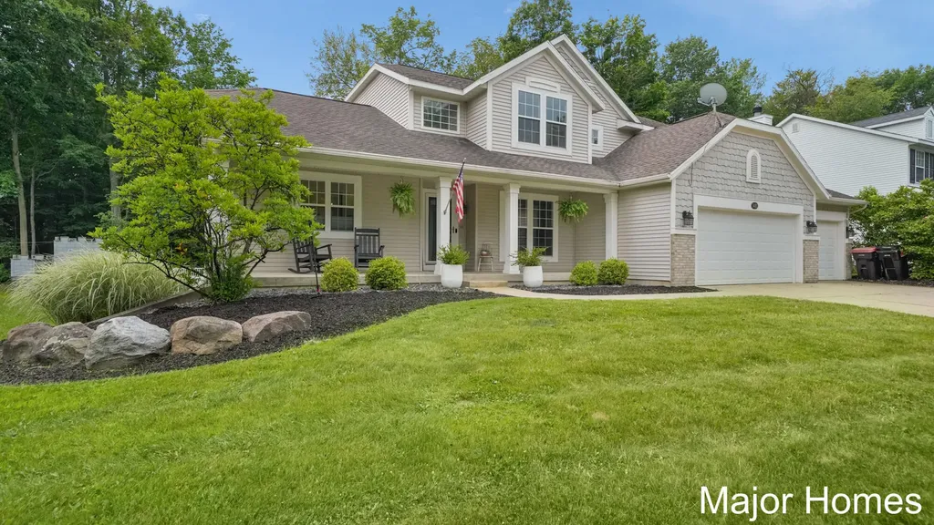 3480 Meadow Grove Drive SE Kentwood City MI 49512