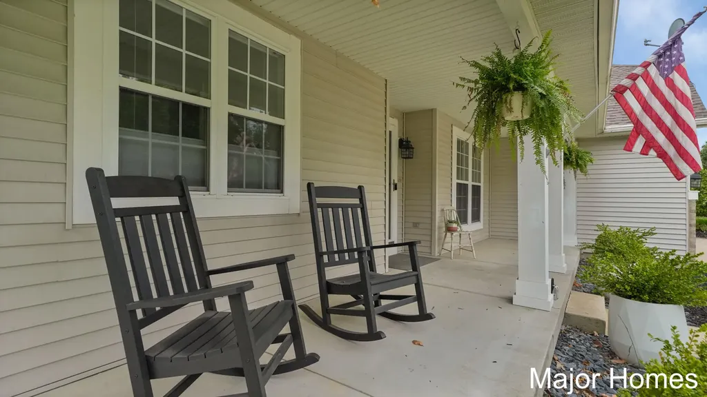 3480 Meadow Grove Drive SE Kentwood City MI 49512