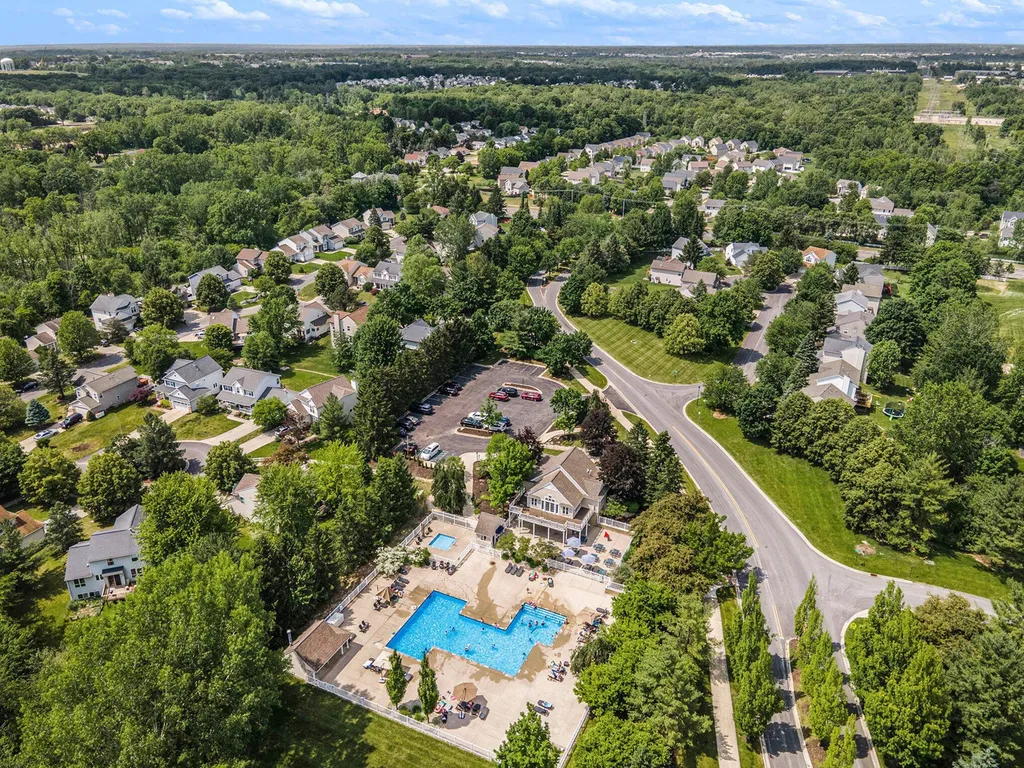 3480 Meadow Grove Drive SE Kentwood City MI 49512