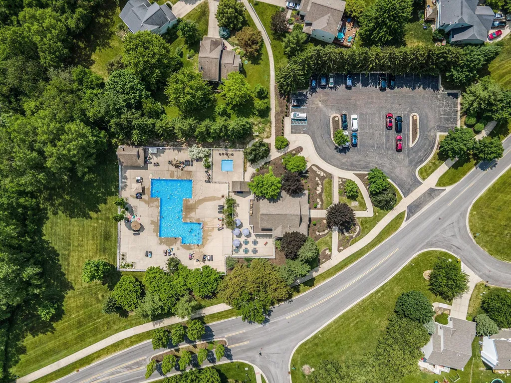 3480 Meadow Grove Drive SE Kentwood City MI 49512