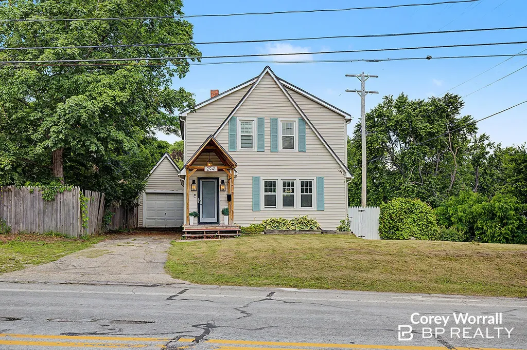 2941 Coit Avenue NE Grand Rapids City MI 49505