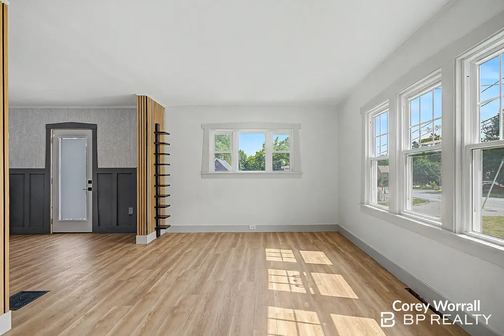 2941 Coit Avenue NE Grand Rapids City MI 49505