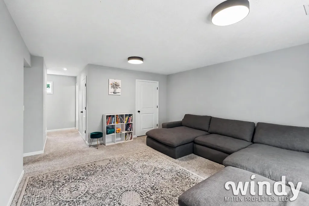 6996 W Cottage Lane NE Cannon Township MI 49341