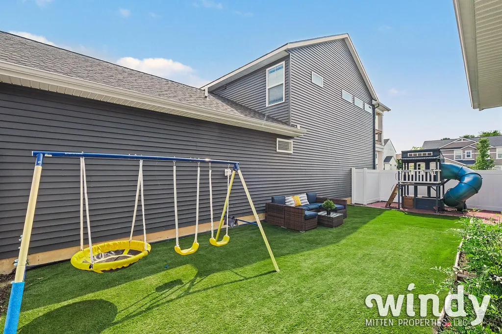 6996 W Cottage Lane NE Cannon Township MI 49341