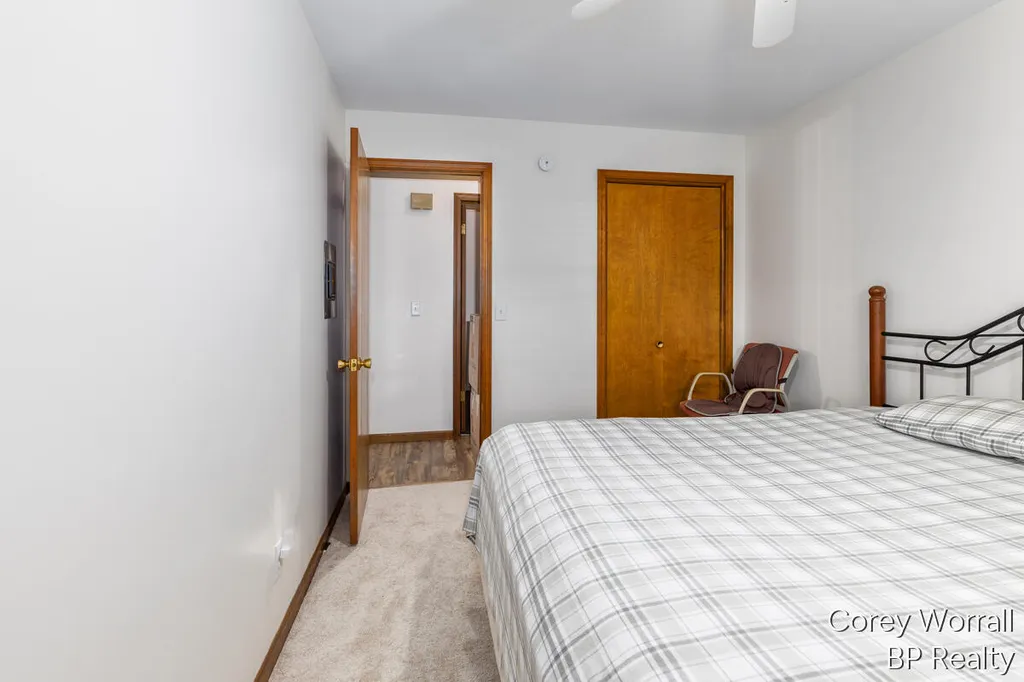 686 Andover Street SE Kentwood City MI 49548