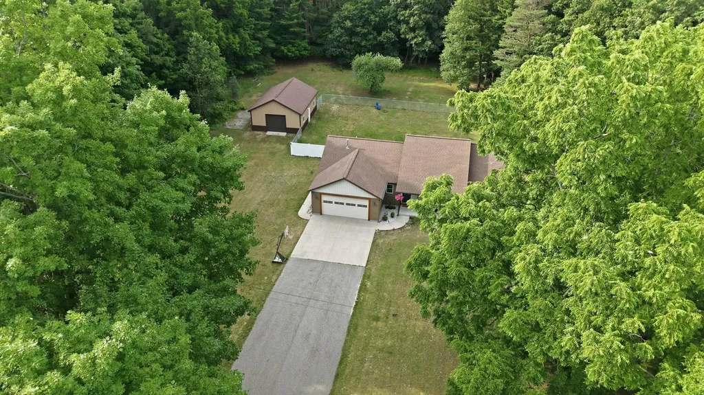 6024 Hancock Road Montague Township MI 49437