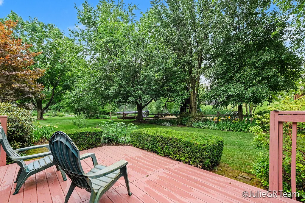 6635 E Via Vista Court NE Cannon Township MI 49341