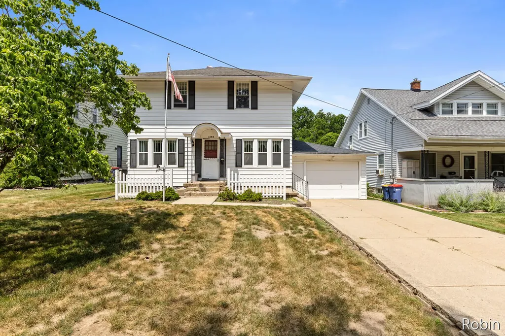 1545 4th Street NW Grand Rapids City MI 49504