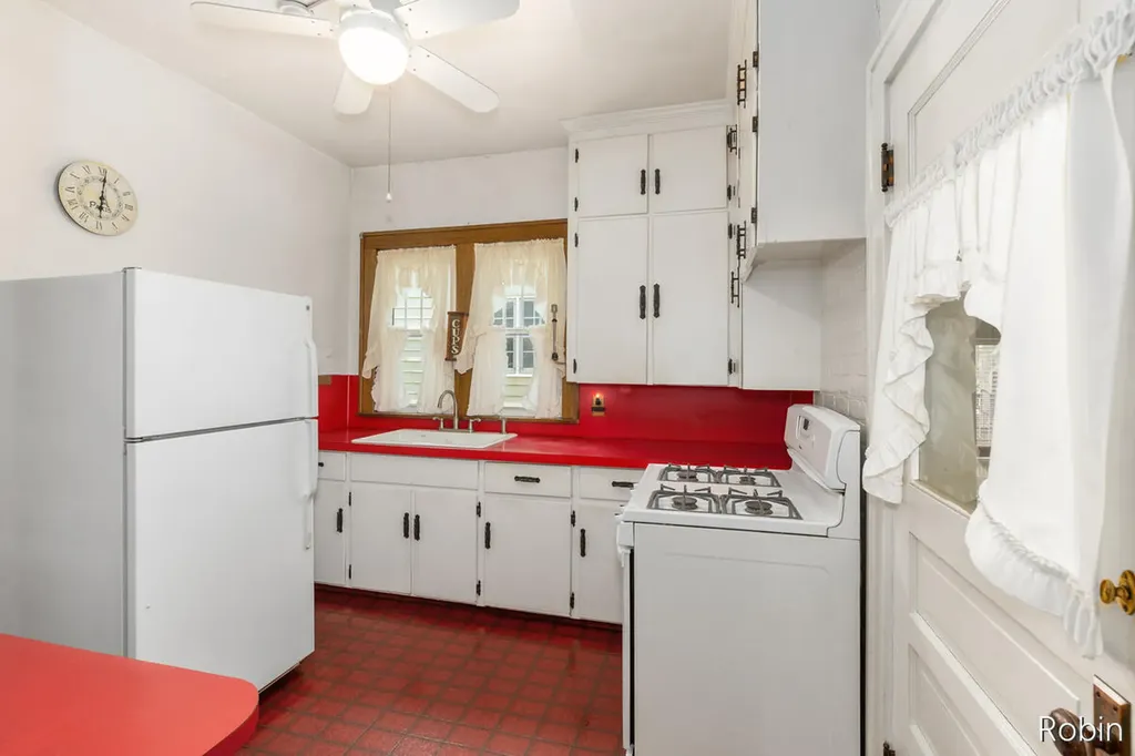 1545 4th Street NW Grand Rapids City MI 49504
