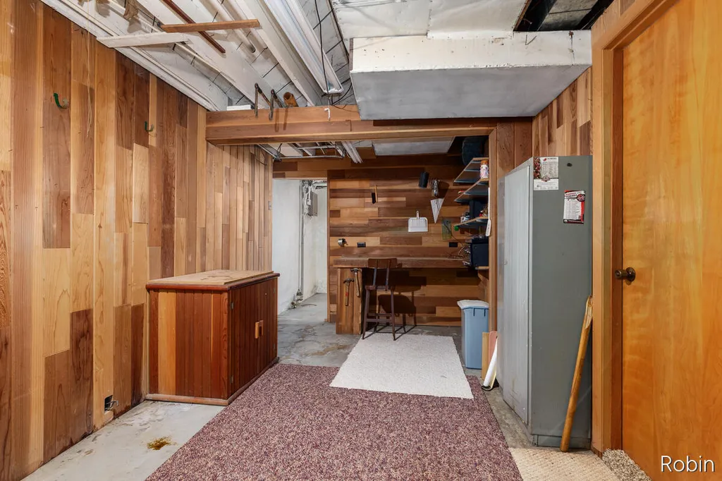 1545 4th Street NW Grand Rapids City MI 49504