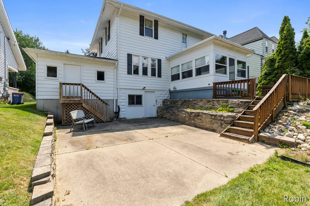 1545 4th Street NW Grand Rapids City MI 49504