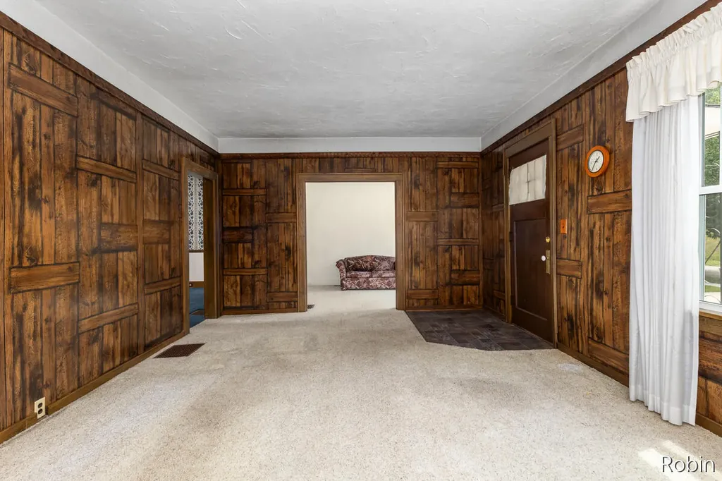 1545 4th Street NW Grand Rapids City MI 49504