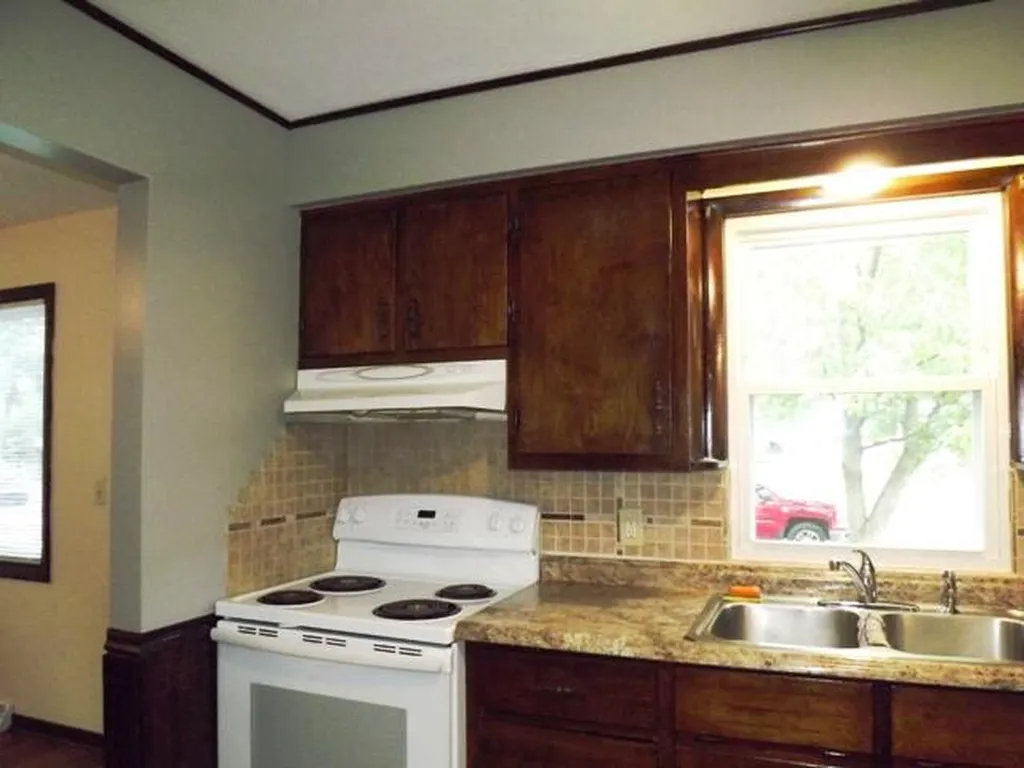 3751 Michael Avenue SW Wyoming City MI 49509