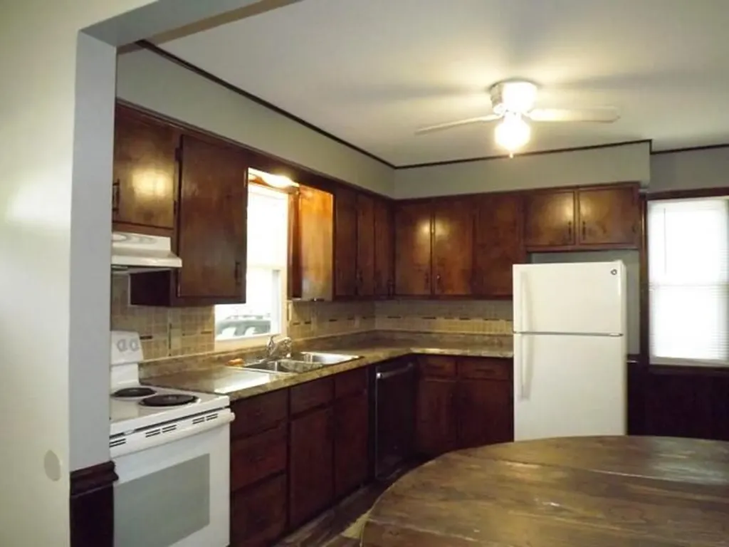 3751 Michael Avenue SW Wyoming City MI 49509