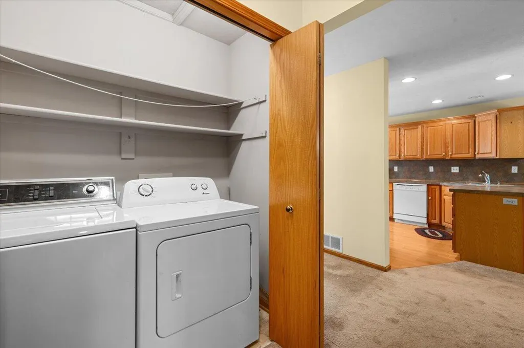 2506 Falcon Pointe Drive NW Walker City MI 49534