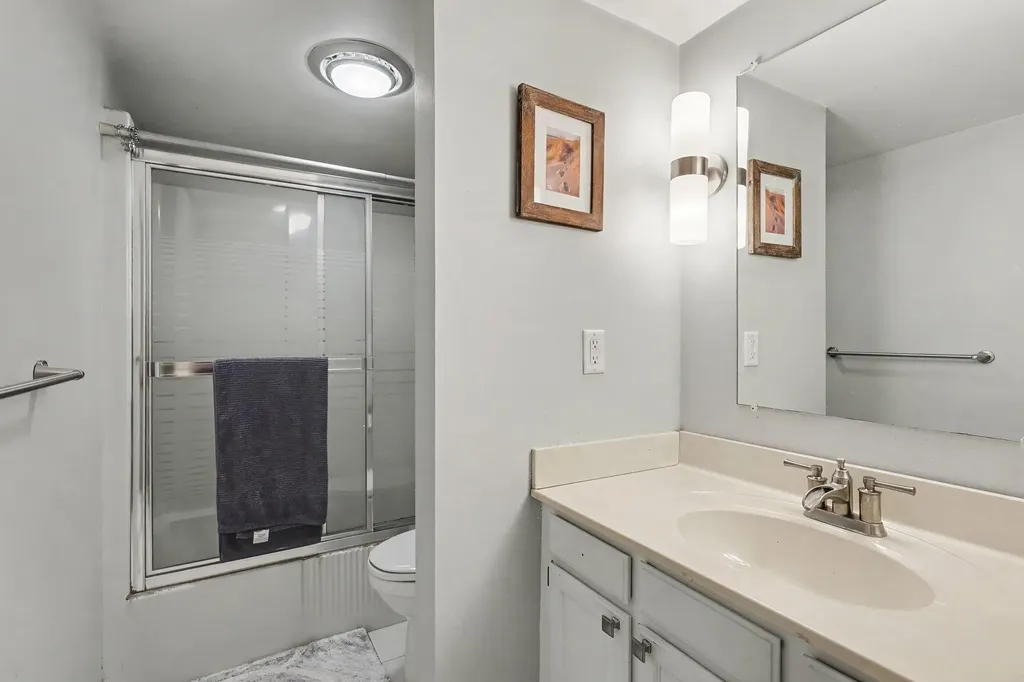 466 Barkwood Court NW Walker City MI 49534