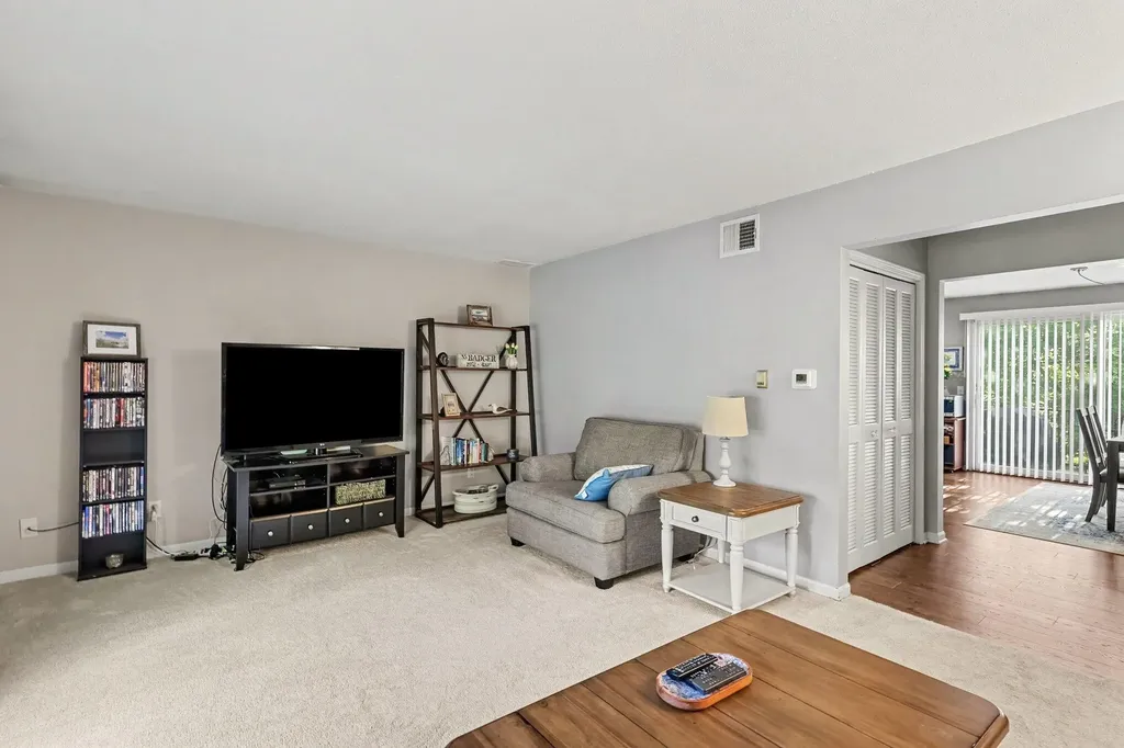 466 Barkwood Court NW Walker City MI 49534