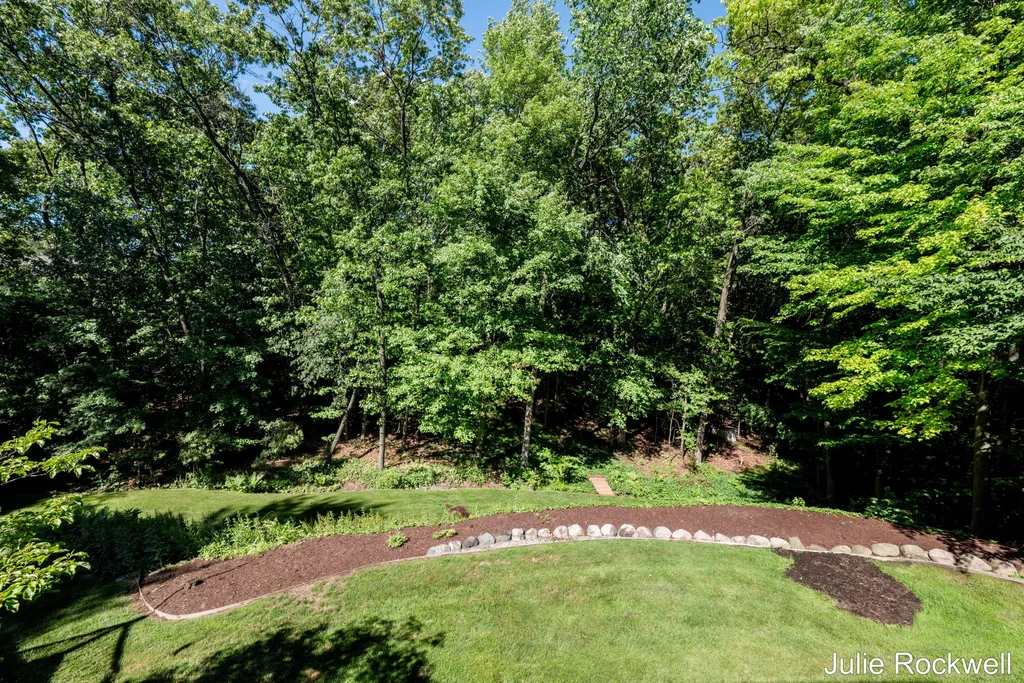 1720 Flowers Crossing Drive NE Grand Rapids Charter Township MI 49525