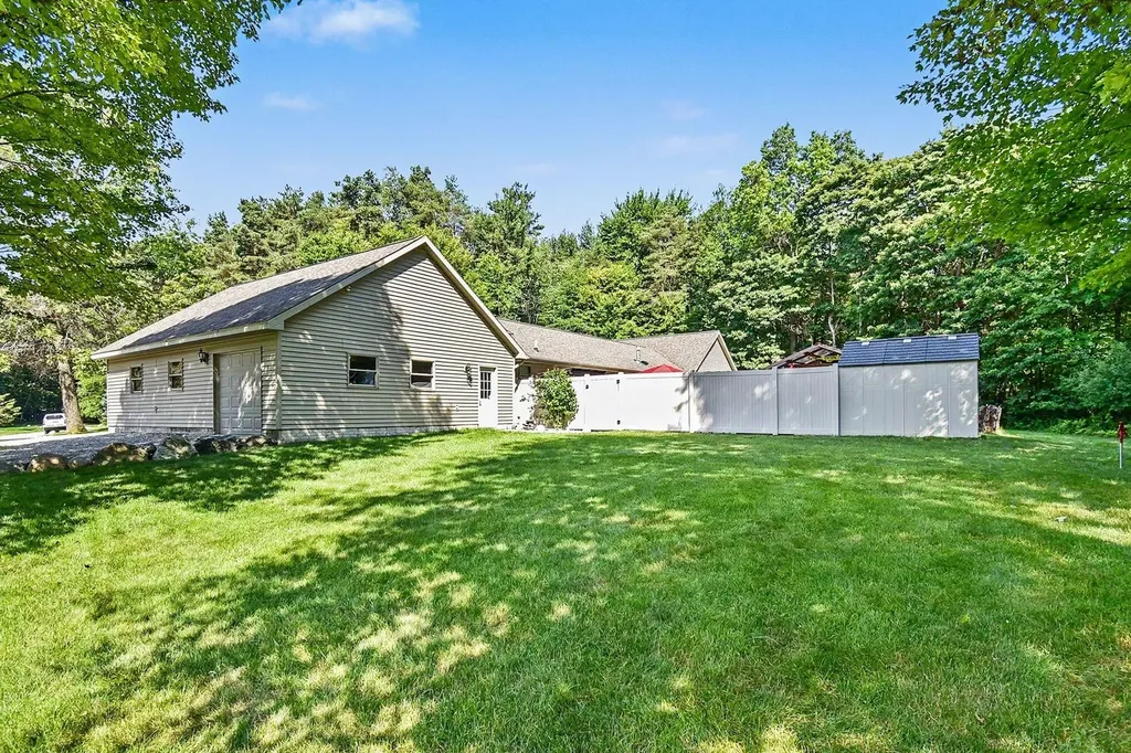 6333 Blackmar Road Bridgeport Charter Township MI 48722