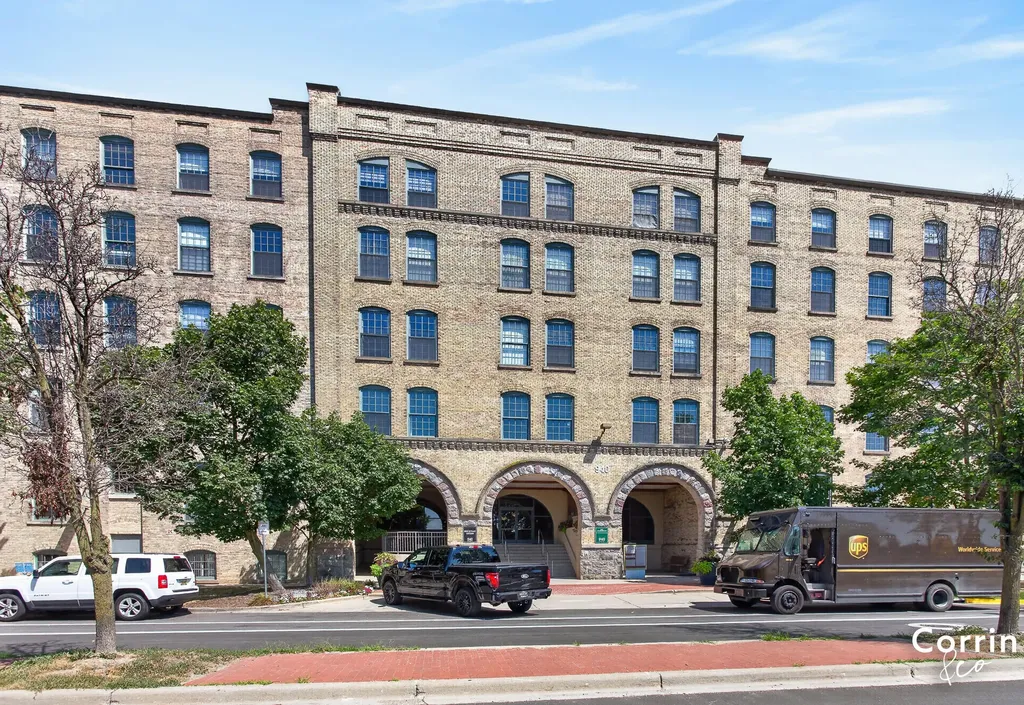 940 Monroe Avenue NW Grand Rapids City MI 49503