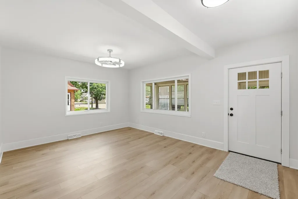 155 Palmer Street NE Grand Rapids City MI 49505