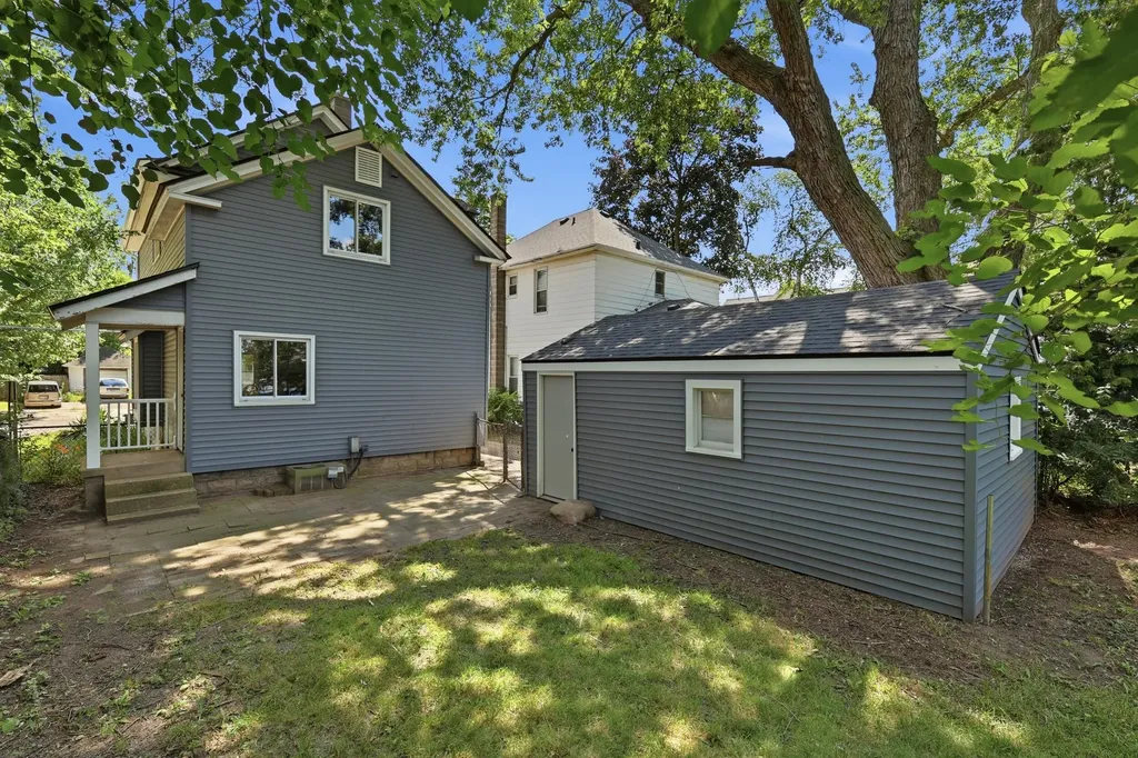 155 Palmer Street NE Grand Rapids City MI 49505