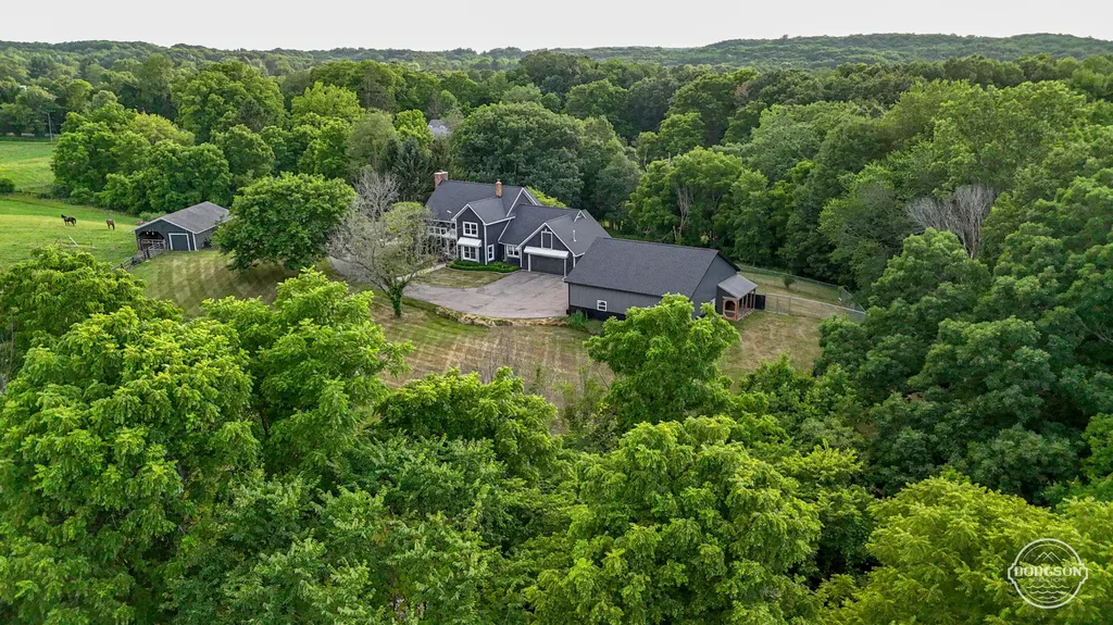 2714 Snow Avenue SE Lowell Charter Township MI 49331