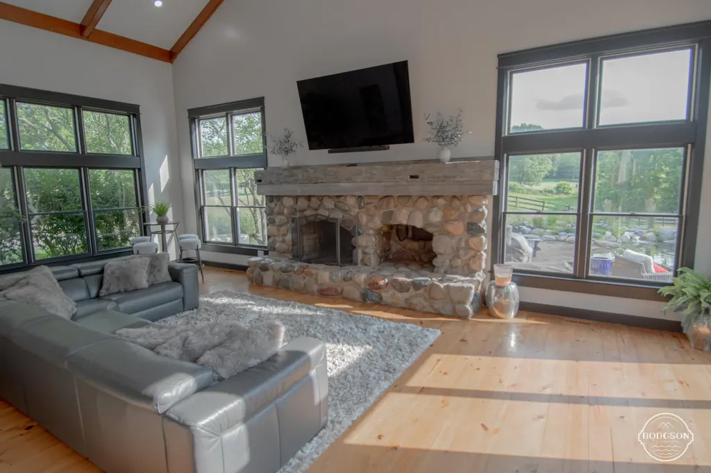 2714 Snow Avenue SE Lowell Charter Township MI 49331