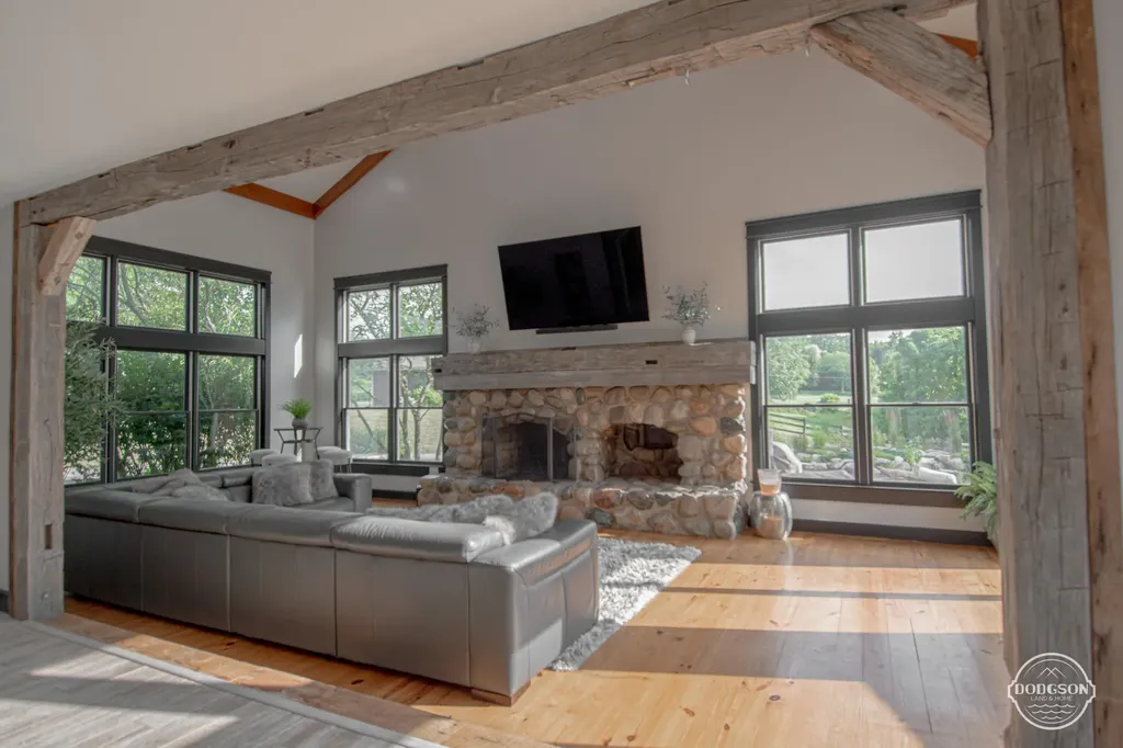 2714 Snow Avenue SE Lowell Charter Township MI 49331