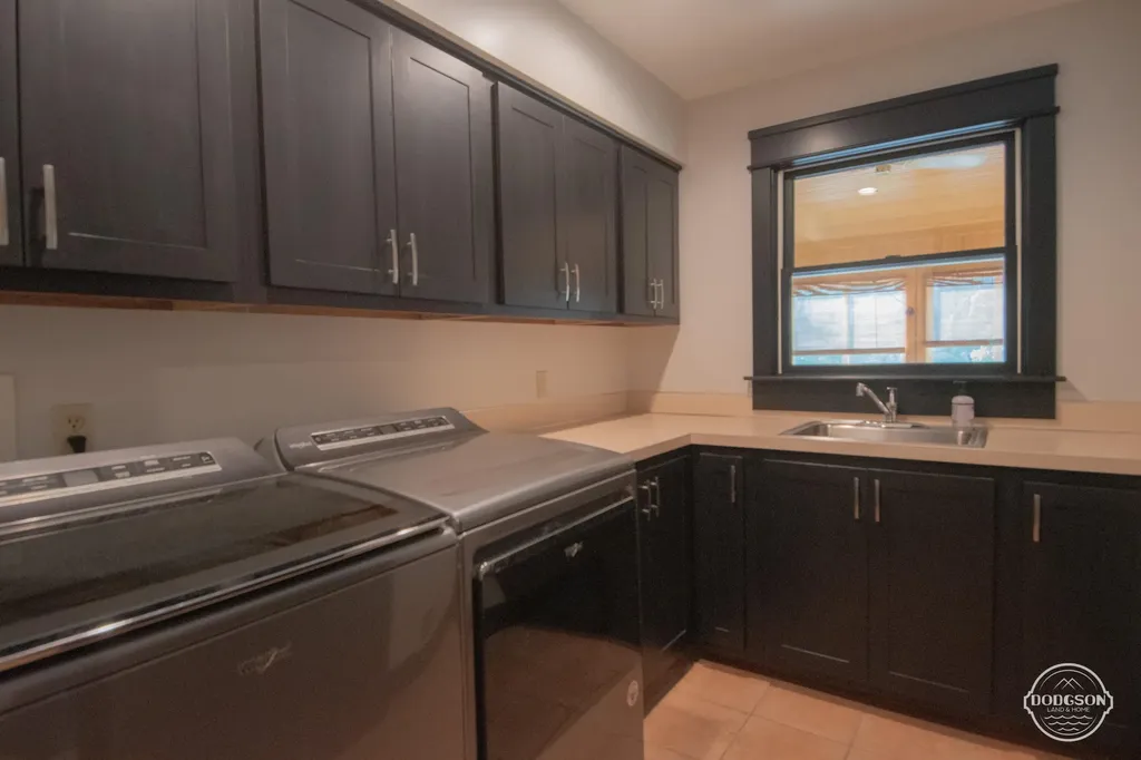 2714 Snow Avenue SE Lowell Charter Township MI 49331