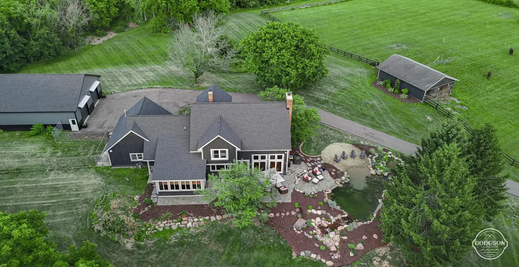 2714 Snow Avenue SE Lowell Charter Township MI 49331