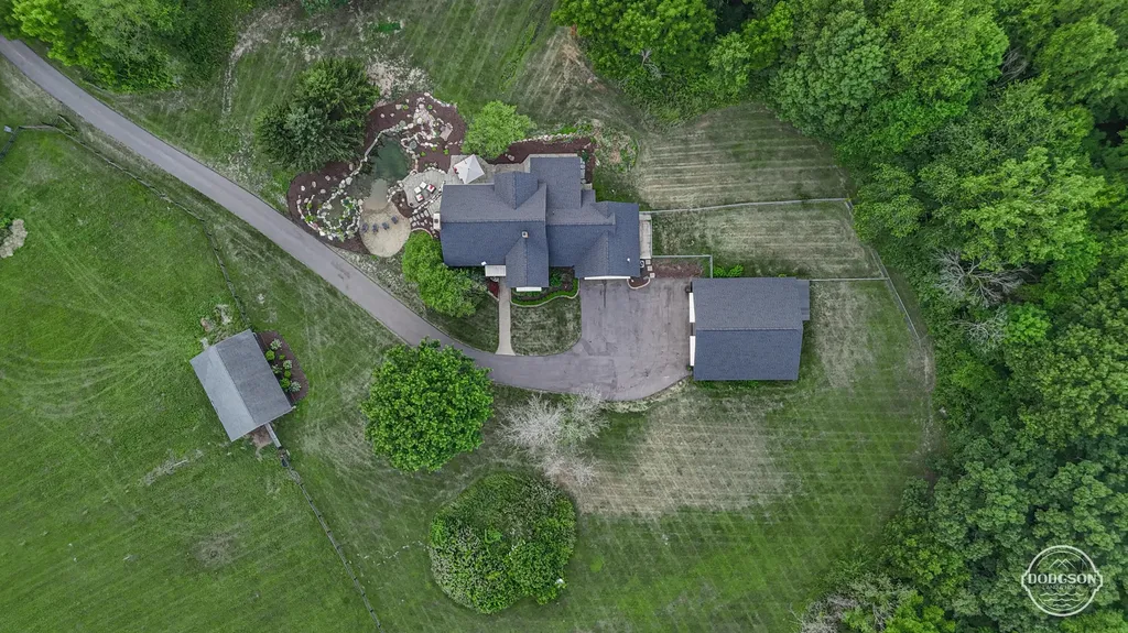 2714 Snow Avenue SE Lowell Charter Township MI 49331