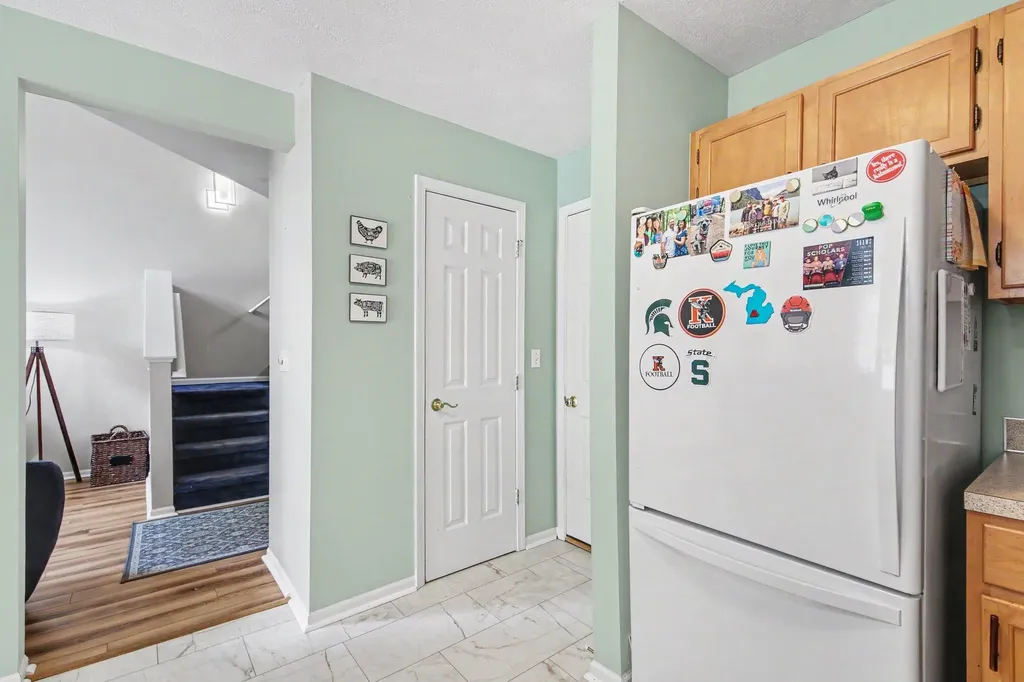 3962 Old Elm Drive SE Kentwood City MI 49512