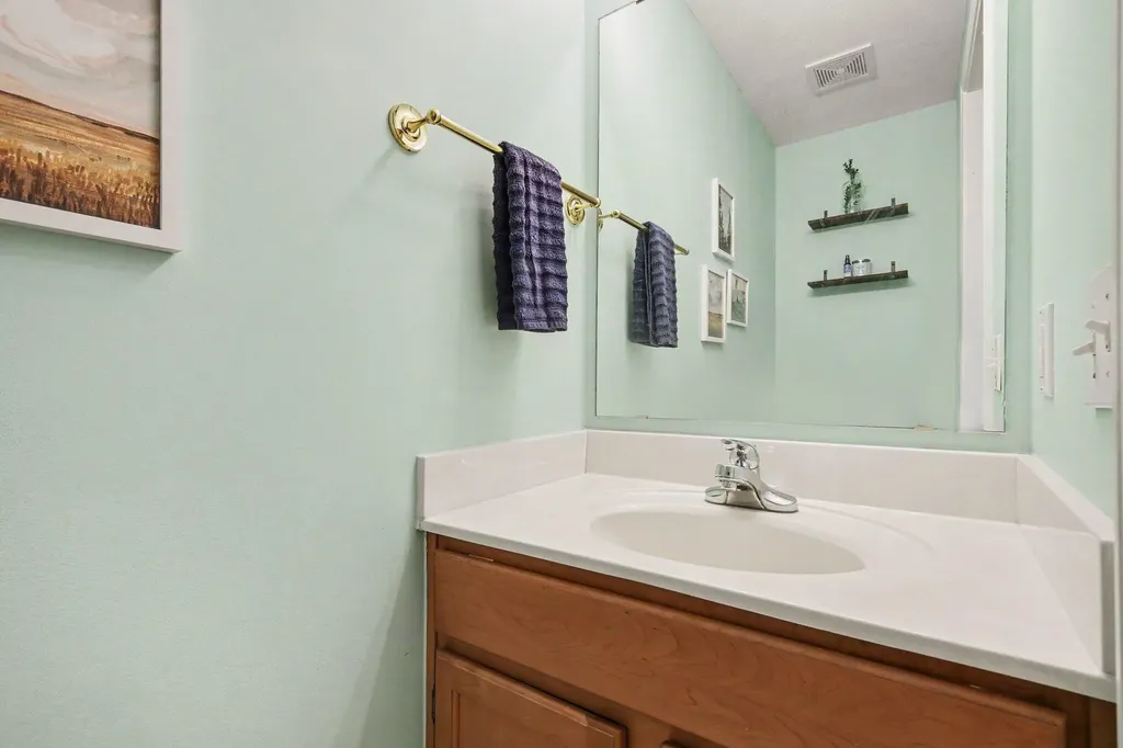 3962 Old Elm Drive SE Kentwood City MI 49512